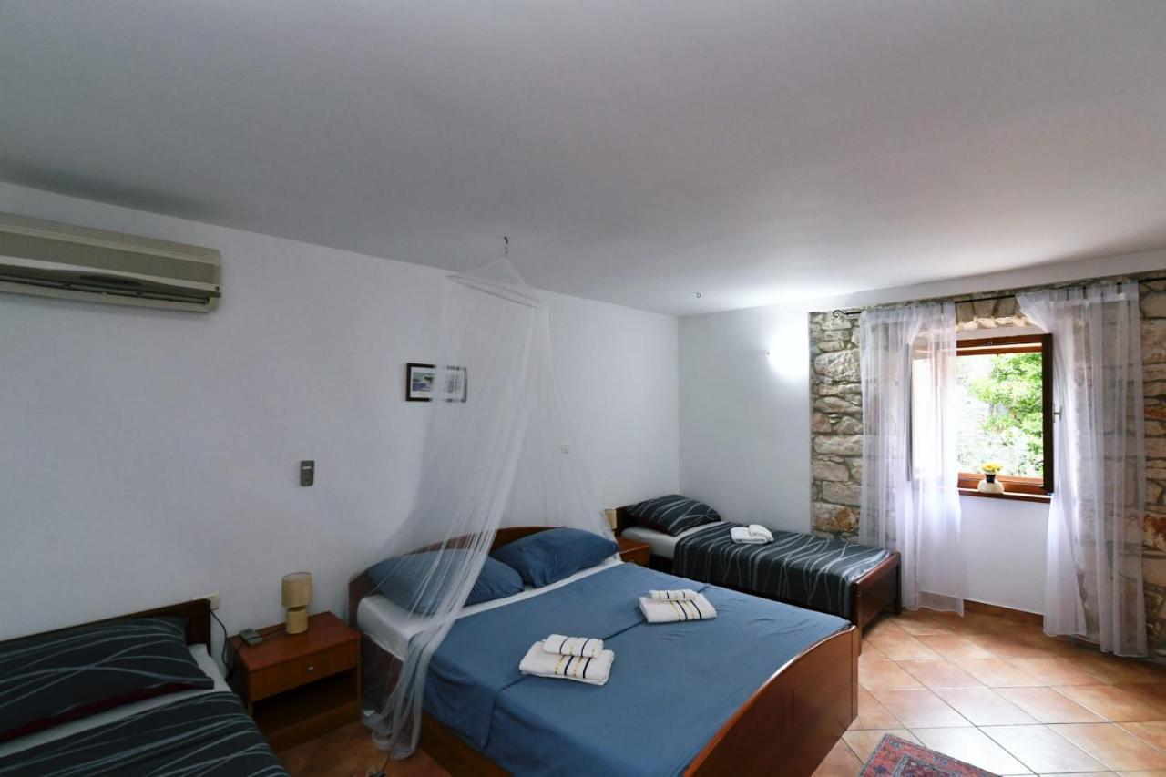 Freya'S Apartments Medulin Extérieur photo